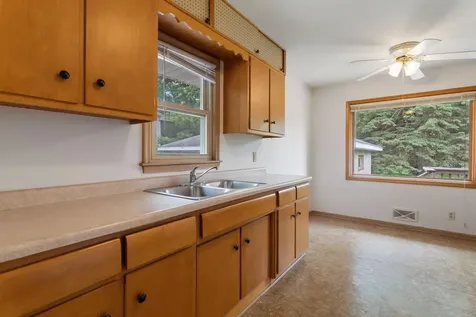 1292 County Road B W Roseville MN 55113
