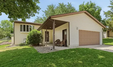 4212 Valley Drive NW Rochester MN 55901