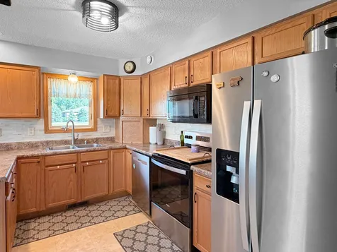 501 Darlene Drive Marshall MN 56258