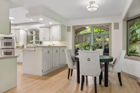 16318 Limerick Lane Minnetonka MN 55345