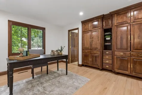 16318 Limerick Lane Minnetonka MN 55345