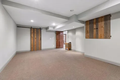 16318 Limerick Lane Minnetonka MN 55345