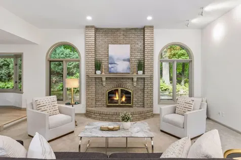 16318 Limerick Lane Minnetonka MN 55345