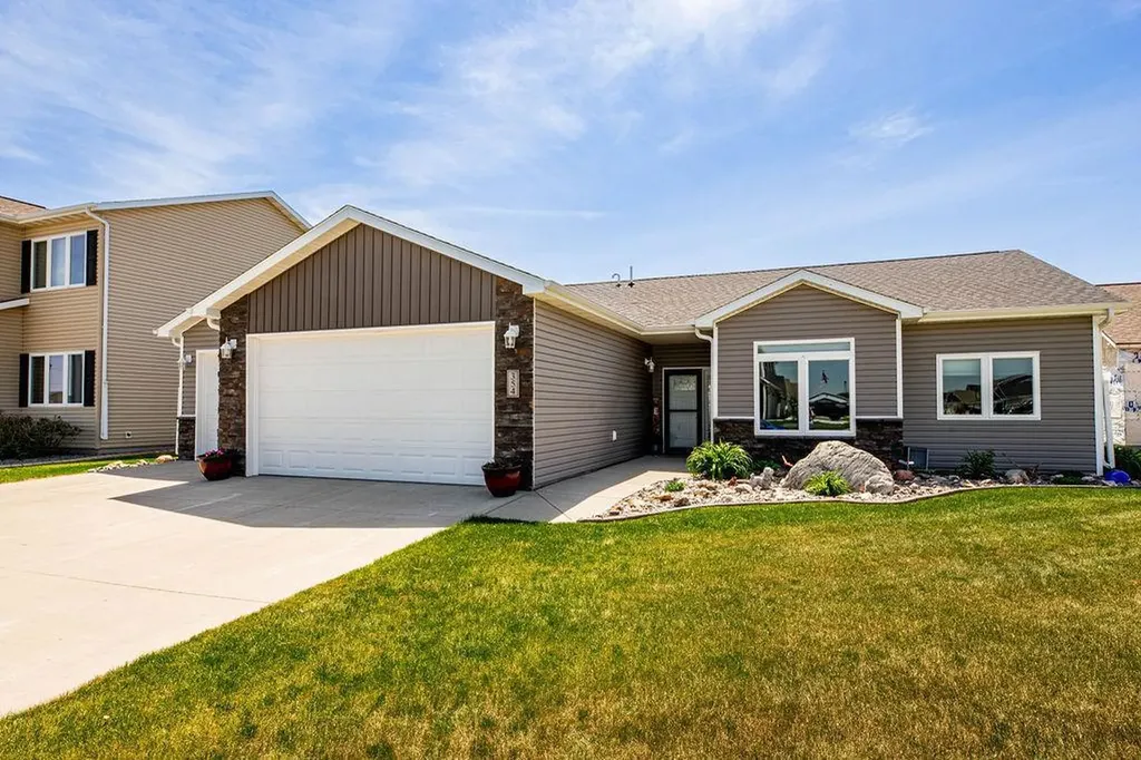 354 Spruce Street Mapleton ND 58059