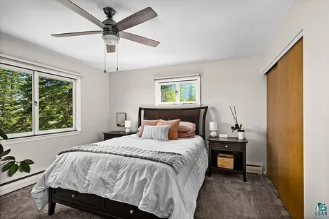 3801 Rockview Court Duluth MN 55804