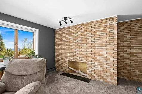 3801 Rockview Court Duluth MN 55804