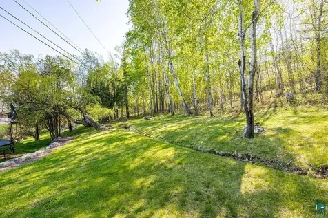 3801 Rockview Court Duluth MN 55804