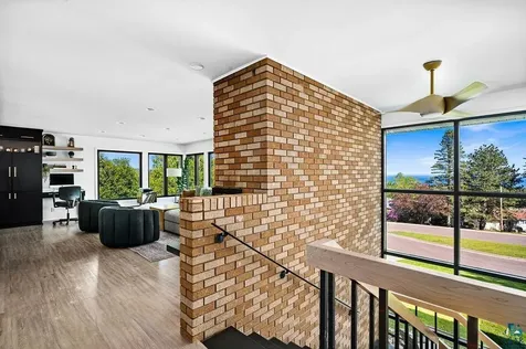 3801 Rockview Court Duluth MN 55804