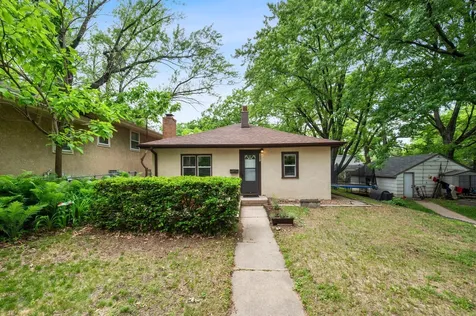 3331 Beard Avenue N Robbinsdale MN 55422