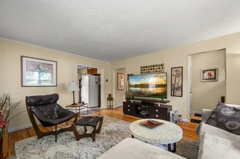 3331 Beard Avenue N Robbinsdale MN 55422