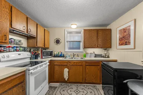3331 Beard Avenue N Robbinsdale MN 55422