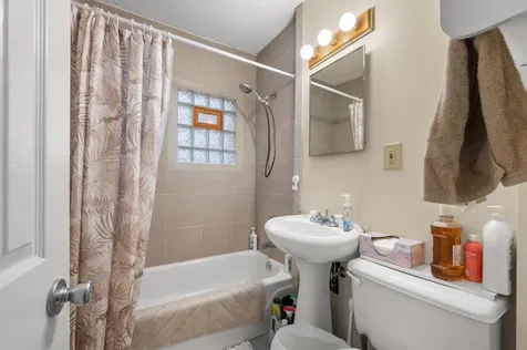 3331 Beard Avenue N Robbinsdale MN 55422