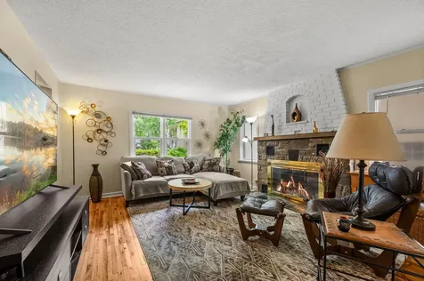 3331 Beard Avenue N Robbinsdale MN 55422
