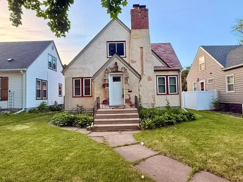 751 Cottage Avenue E Saint Paul MN 55106