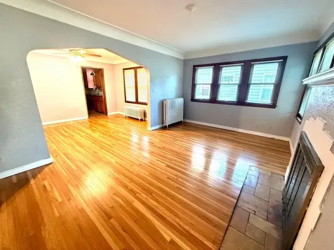 751 Cottage Avenue E Saint Paul MN 55106