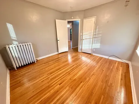 751 Cottage Avenue E Saint Paul MN 55106