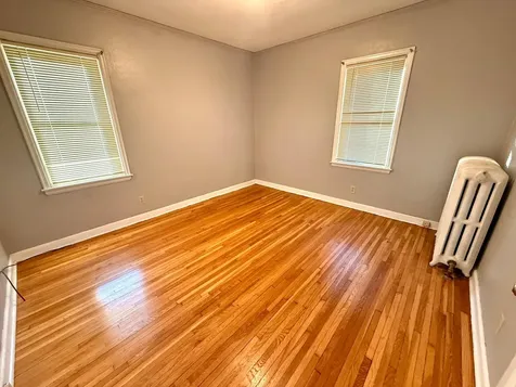 751 Cottage Avenue E Saint Paul MN 55106