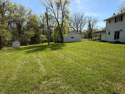 814 11th Avenue SE Roseau MN 56751