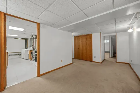 107 Hallam Avenue S Mahtomedi MN 55115