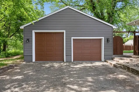 107 Hallam Avenue S Mahtomedi MN 55115
