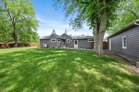 107 Hallam Avenue S Mahtomedi MN 55115
