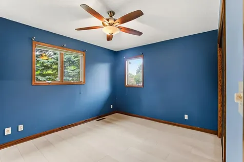 7738 Emerson Avenue N Brooklyn Park MN 55444