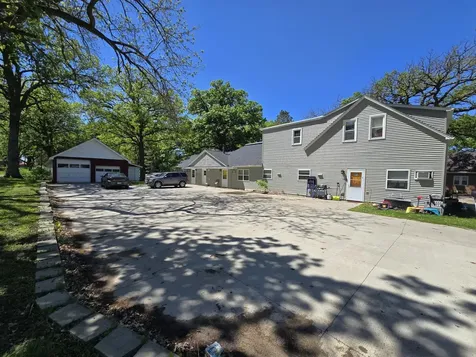 514 Main Street E New Prague MN 56071