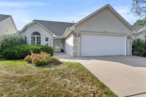 2325 Wight Bay Brooklyn Park MN 55443