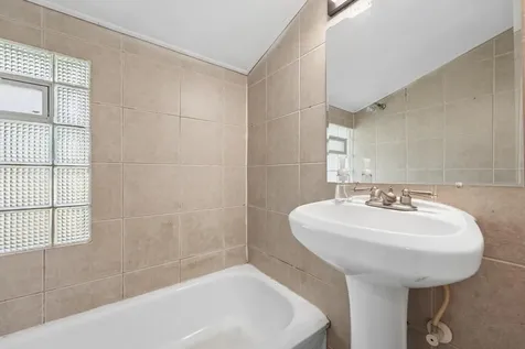 3325 Upton Avenue N Minneapolis MN 55412