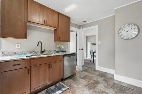 3325 Upton Avenue N Minneapolis MN 55412
