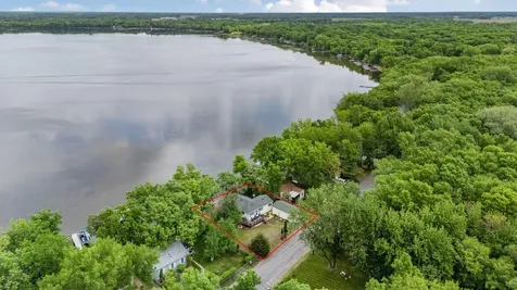 7259 100th Avenue SE Clear Lake MN 55319