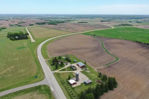 6722 Valleyhigh Road NW Byron MN 55920