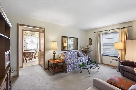 5737 34th Avenue S Minneapolis MN 55417