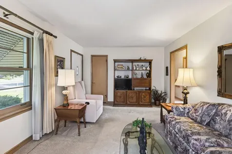 5737 34th Avenue S Minneapolis MN 55417