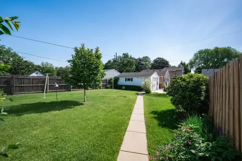 5737 34th Avenue S Minneapolis MN 55417