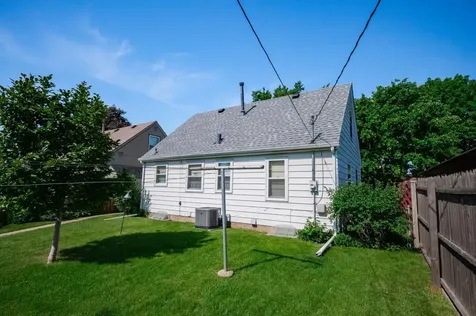 5737 34th Avenue S Minneapolis MN 55417