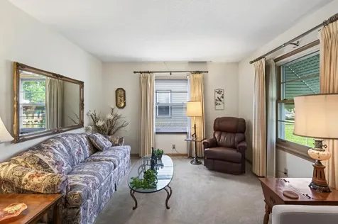 5737 34th Avenue S Minneapolis MN 55417