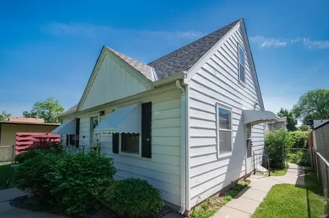 5737 34th Avenue S Minneapolis MN 55417