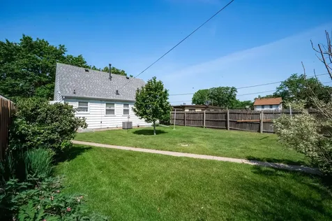 5737 34th Avenue S Minneapolis MN 55417