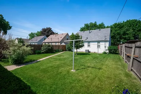 5737 34th Avenue S Minneapolis MN 55417