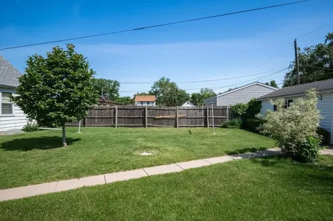 5737 34th Avenue S Minneapolis MN 55417