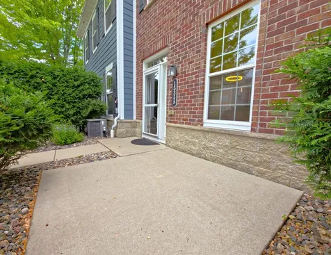 15358 Founders Lane Apple Valley MN 55124