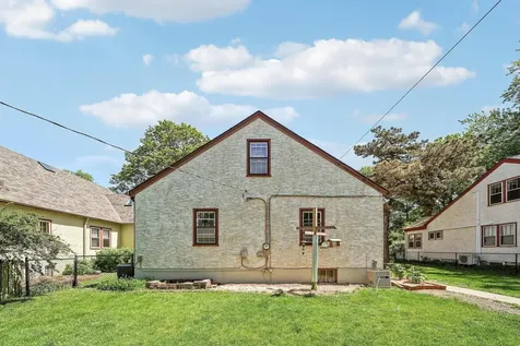 1525 Asbury Street Saint Paul MN 55108