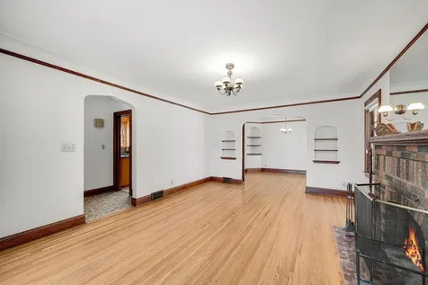 1525 Asbury Street Saint Paul MN 55108