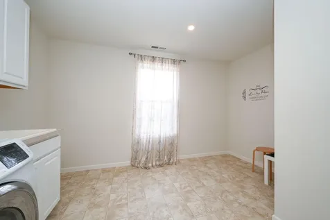 9343 Compass Pointe Road Woodbury MN 55129