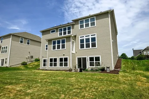 9343 Compass Pointe Road Woodbury MN 55129