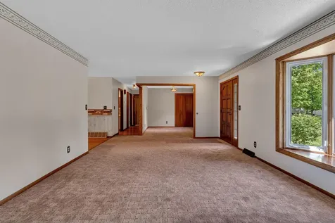 608 26th Avenue SW Willmar MN 56201