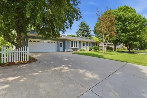 608 26th Avenue SW Willmar MN 56201