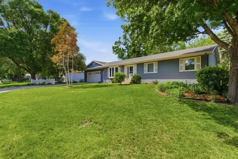 608 26th Avenue SW Willmar MN 56201