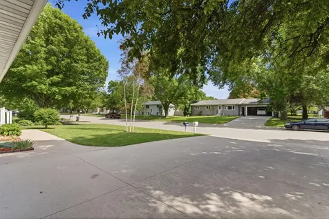 608 26th Avenue SW Willmar MN 56201